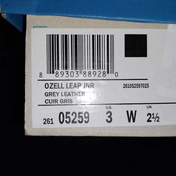 BRAND NEW PAIR OF CLARKS GIRLS SANDALS - Picture 6 of 6